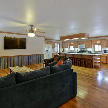5 Bedroom Vacation Home Next To Silver Dollar City Branson Exterior photo